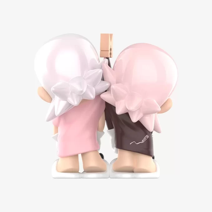 Zsiga Romantic Greetings Figure